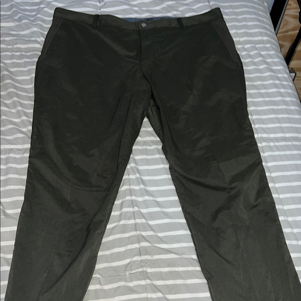 Nike Men's Olive Green Golf Pants